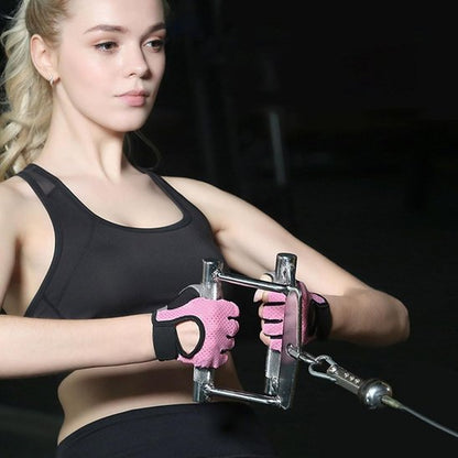 athlete exercice dos portant gants pour musculation