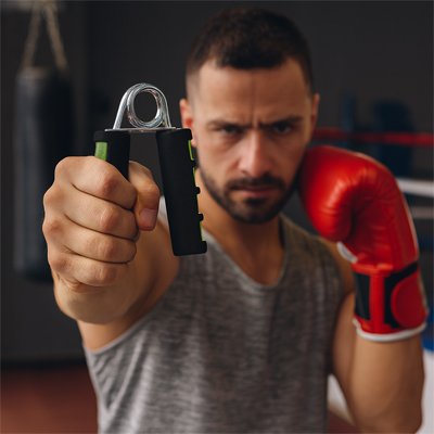 boxeur exercice avant bras utilisant grip for hands