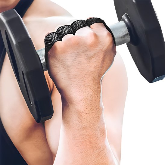 exercice avec haltère portant gant musculation