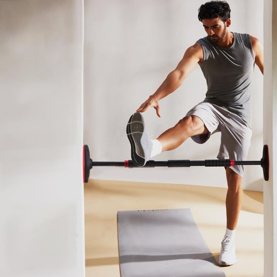 exercice jambe sur barre de traction