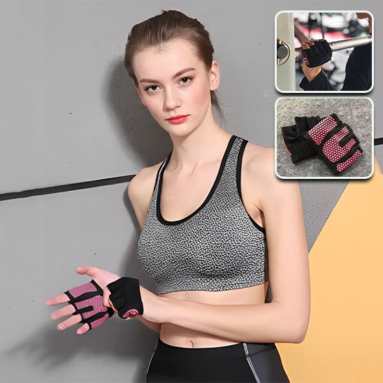 femme portant gants pour la  musculation rose