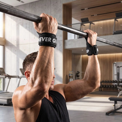 homme exercice traction portant sangle tirage musculation