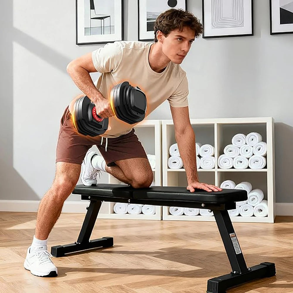 homme fais exercice dos avec haltere reglable
