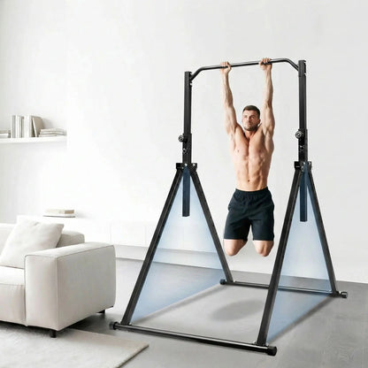 homme faisant exercice sur barre de traction extérieur