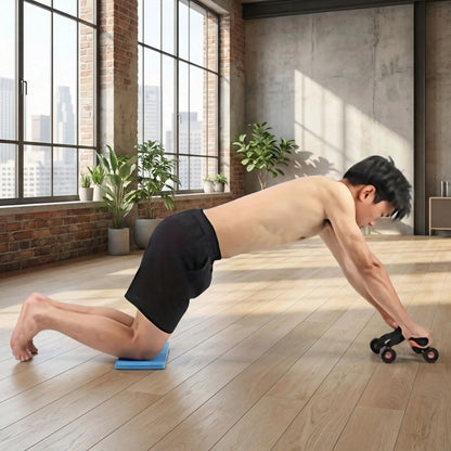 homme fait exercice abdos avec roulette abdominale quatres roues